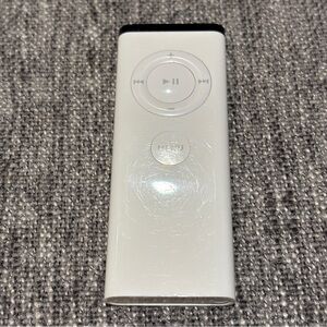 Apple A1156 Remote Control for Apple TV MacBook iMac Mac Pro